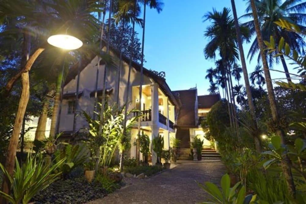 Villa Santi Hotel Luang Prabang Exterior photo