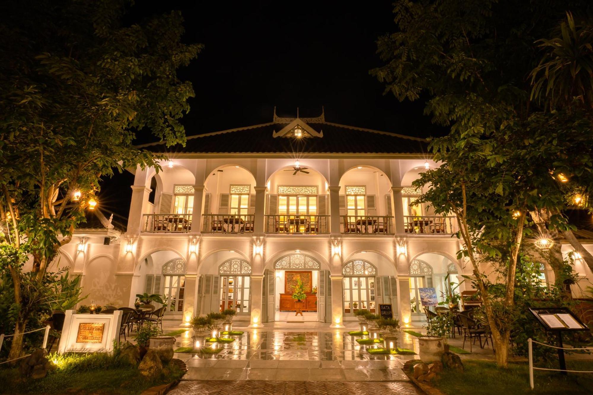 Villa Santi Hotel Luang Prabang Exterior photo